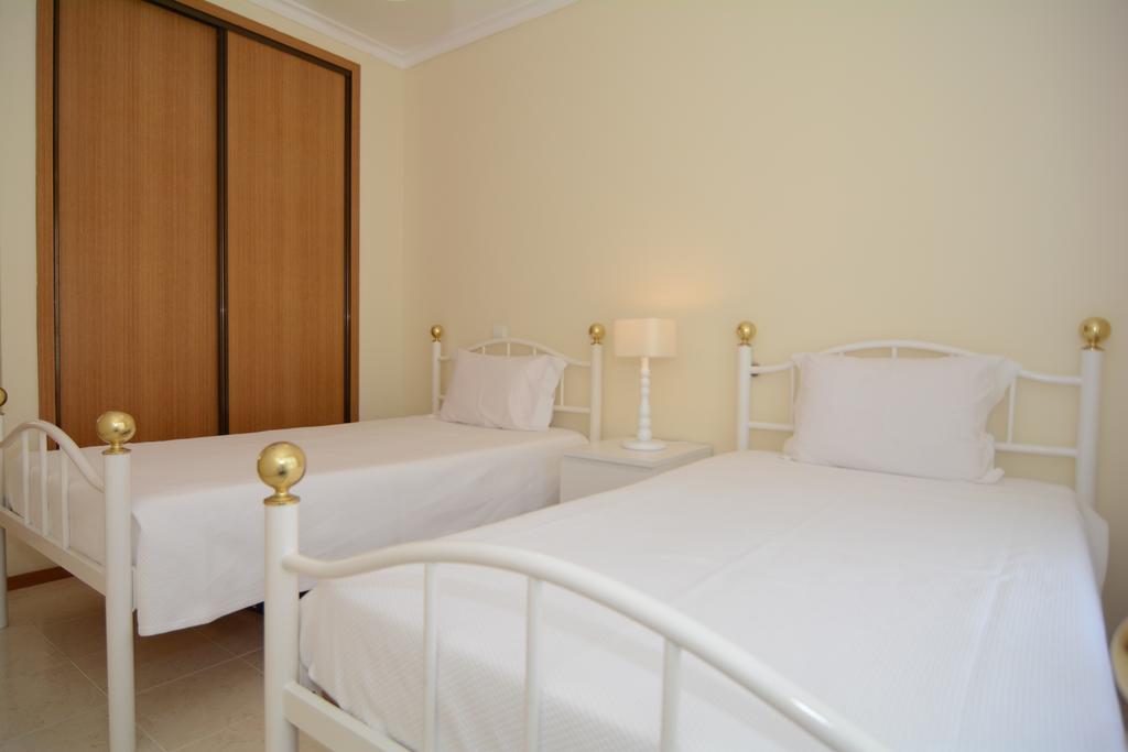 Apartamentos Encosta da Marina - Praia da Rocha room 4